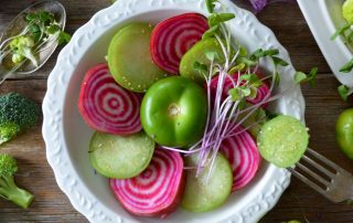 healthy salad bowl to support immunity