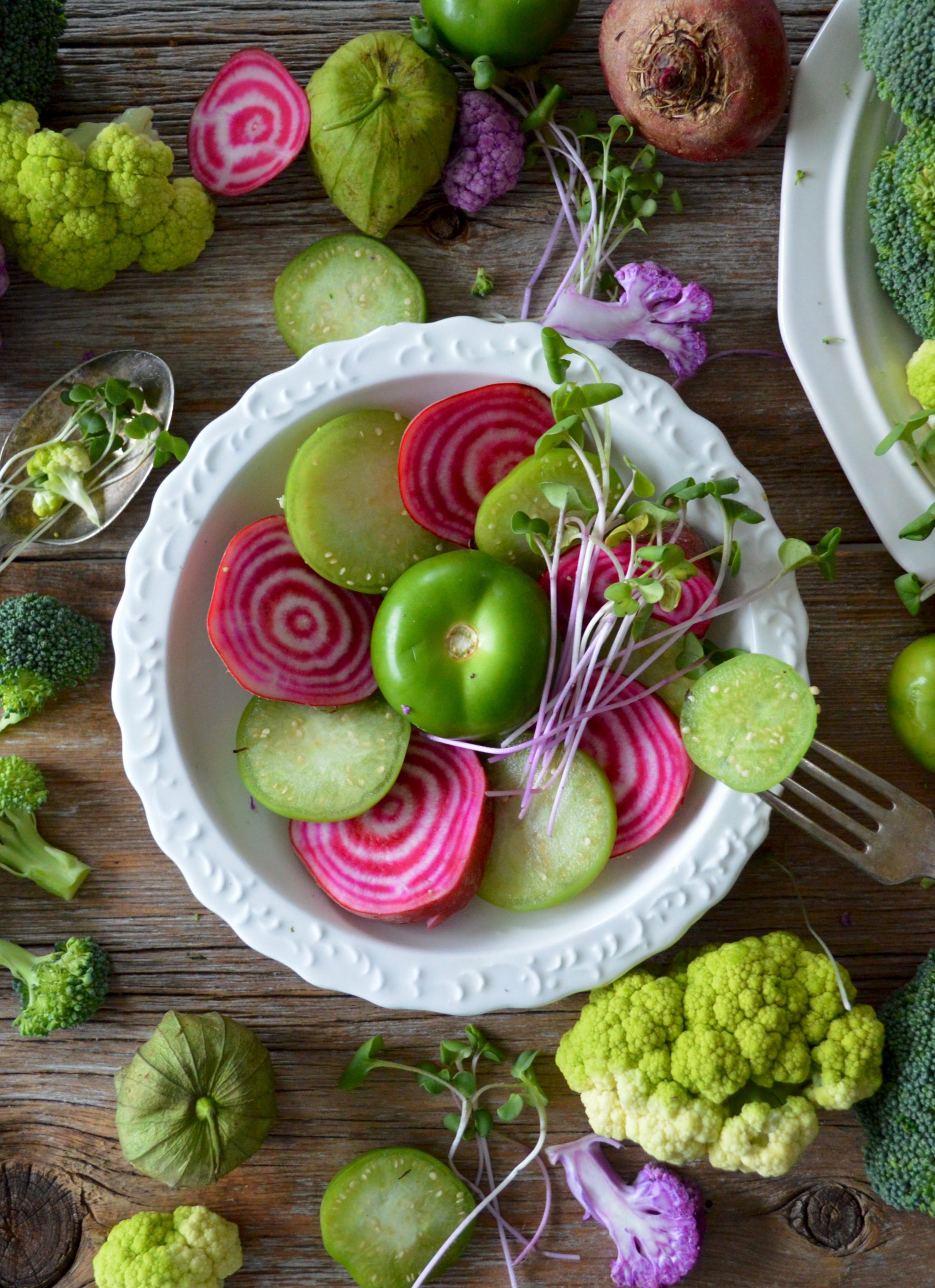 healthy salad bowl to support immunity